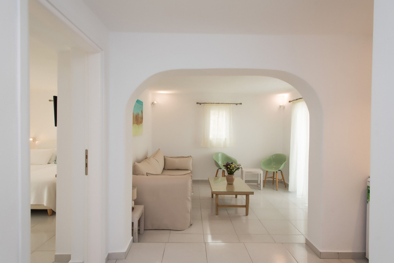Others 4, Charissi Hotel, South Aegean