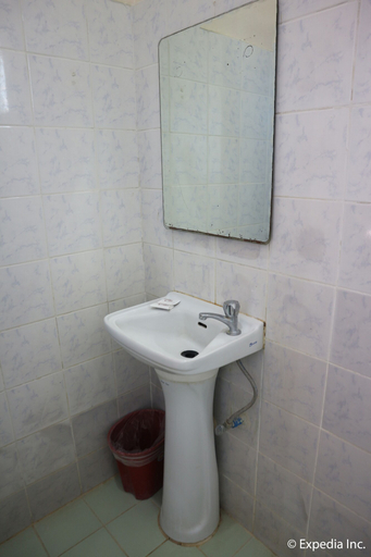 Bathroom 4, Boracay Travelodge Beach Resort, Malay