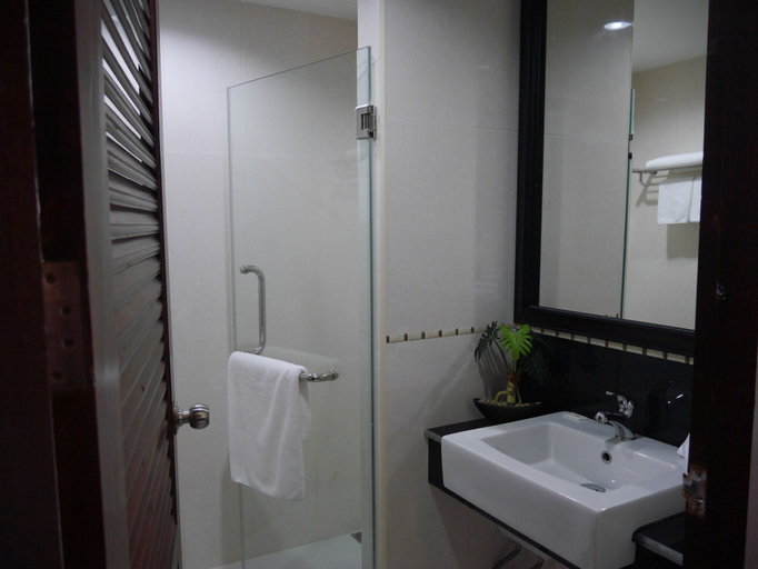 Bathroom 4, True Siam Rangnam, Ratchathewi