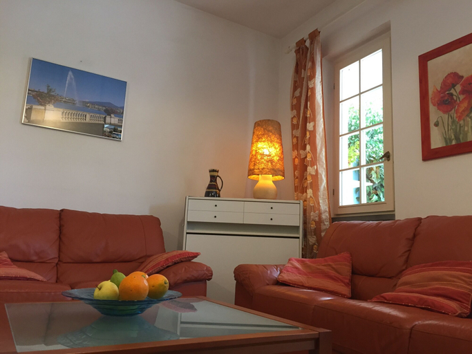 Others 4, Casa Matilde, Massa Carrara