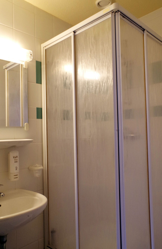 Bathroom 5, Hotel Merseburger Hof, Leipzig