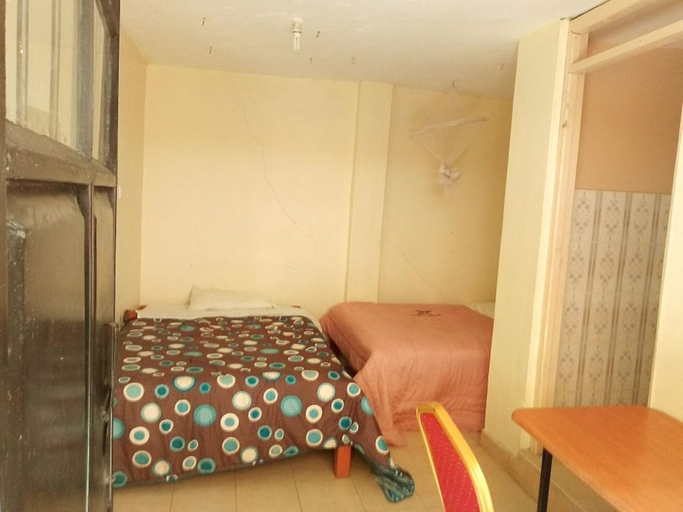 Bedroom 2, Rene Bistro Hotel, Kieni