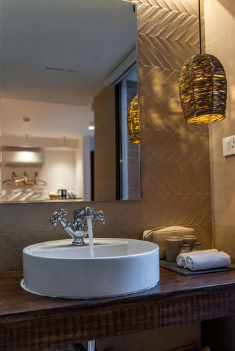 Bathroom 4, The Nanee, Bagmati
