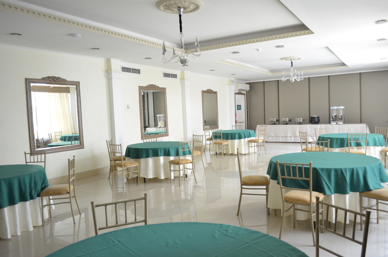 Food & Drinks 5, Hotel Patrimonial By Greenfield, Guayaquil