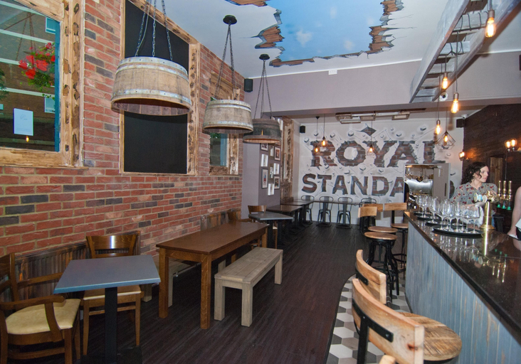 Food & Drinks 5, Book a Bed Hostels, London