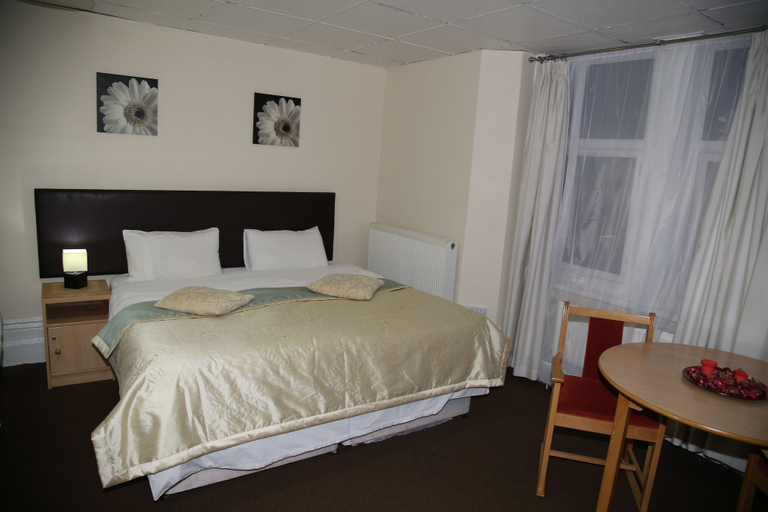 Bedroom 3, A Gosport Inn, Hampshire