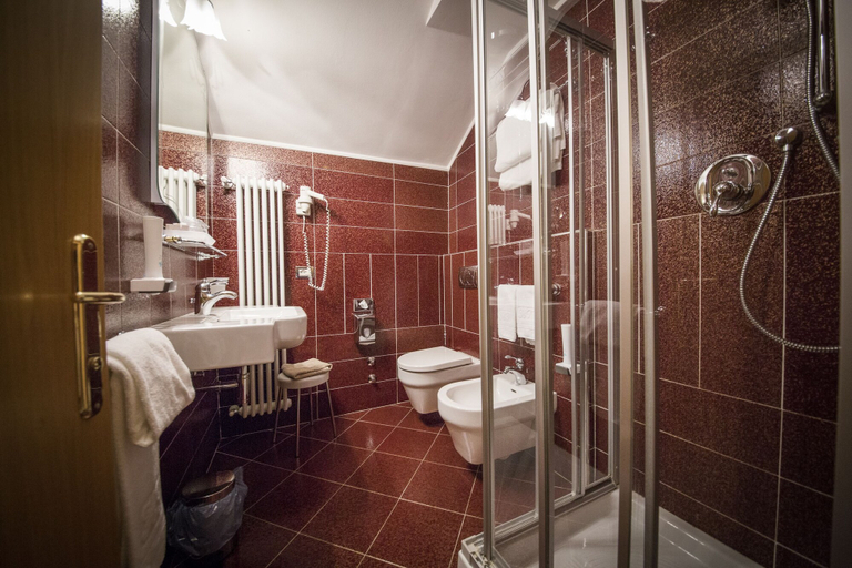 Bathroom 4, Hotel Spessotto, Venezia