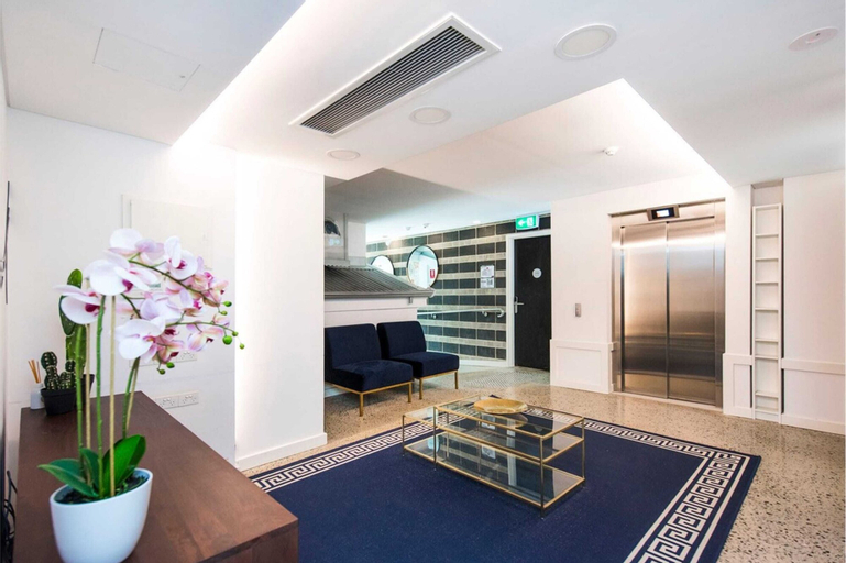 Others 5, Modern 1 Bedroom Apartment With Rooftop Terrace, Perth