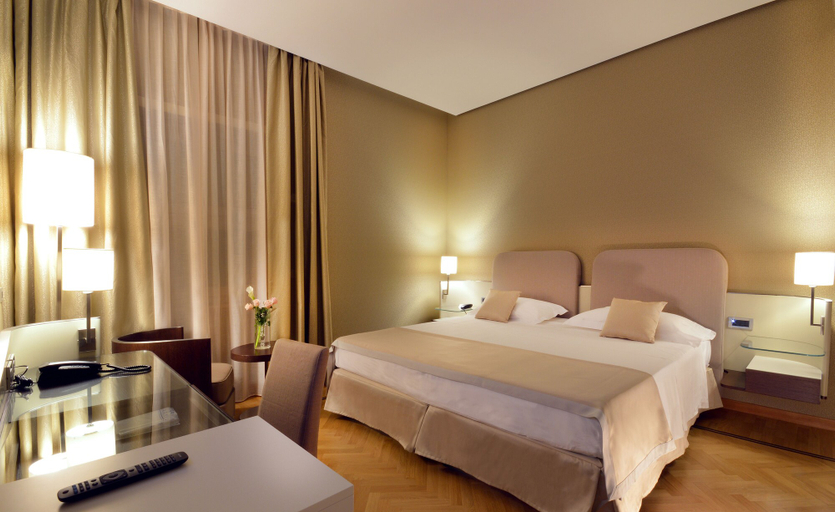 Bedroom 4, Hotel Palazzo Esedra, Napoli