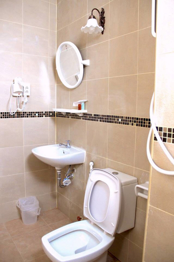Bathroom 4, The Cottage Lampang, Muang Lampang