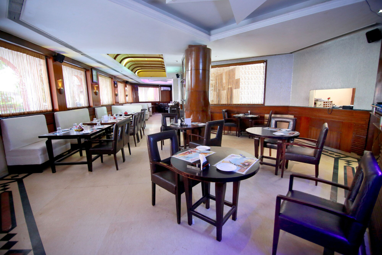 Food & Drinks 5, Hotel Chanson Grand Westend, Delhi