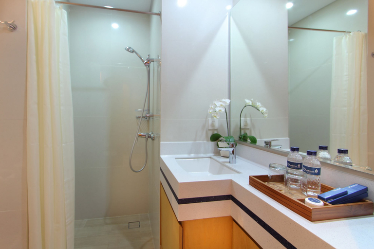 Bathroom 4, Rhadana Kuta, Badung
