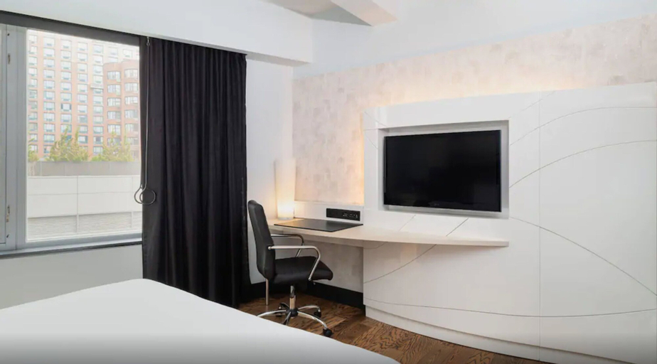 Bedroom 28