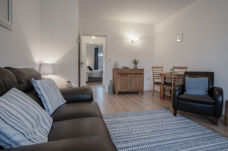 Others 5, Shorelands - 1 Bedroom - Manorbier, Pembrokeshire