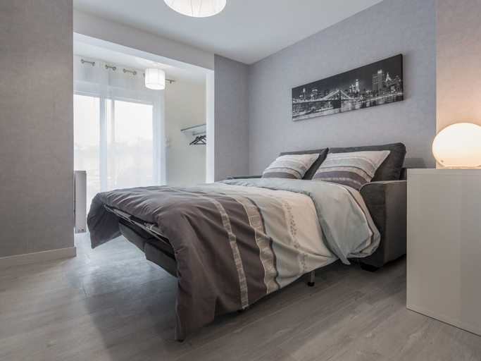 Bedroom 3, Appart Hotel Bourgoin, Isère