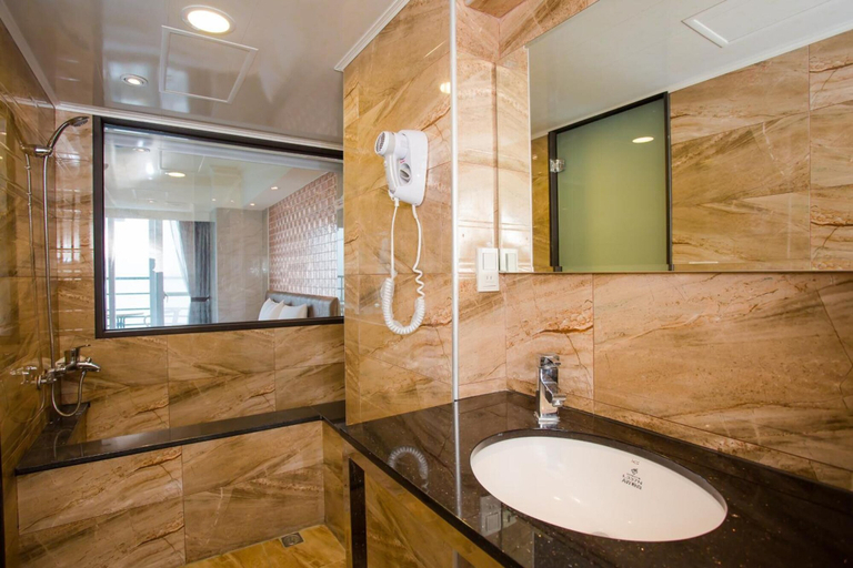 Bathroom 3, Shui Sha Lian Hotel, Nantou