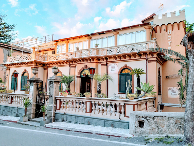 Exterior & Views 2, Hotel Villa Antica, Vibo Valentia