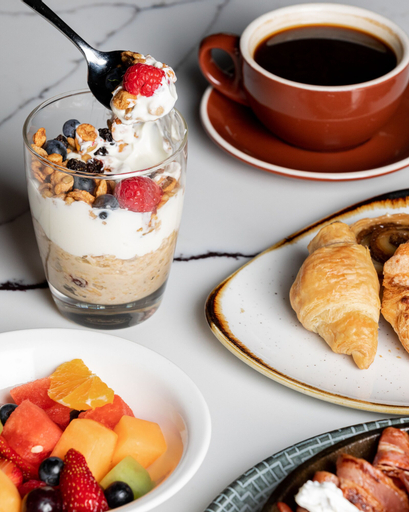 Food & Drinks 16