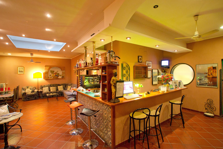 Food & Drinks 5, Toledo Hotel, Napoli