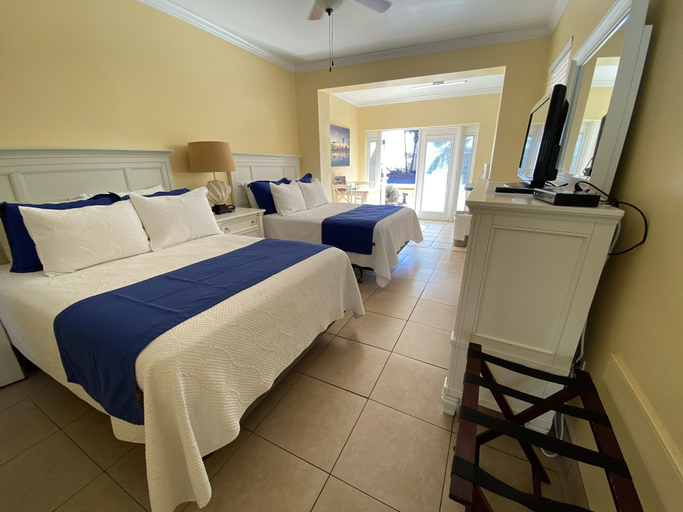 Bedroom 3, Coral Sands Inn, Volusia