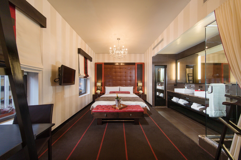 Bedroom 3, Sanctuary Hotel New York, New York
