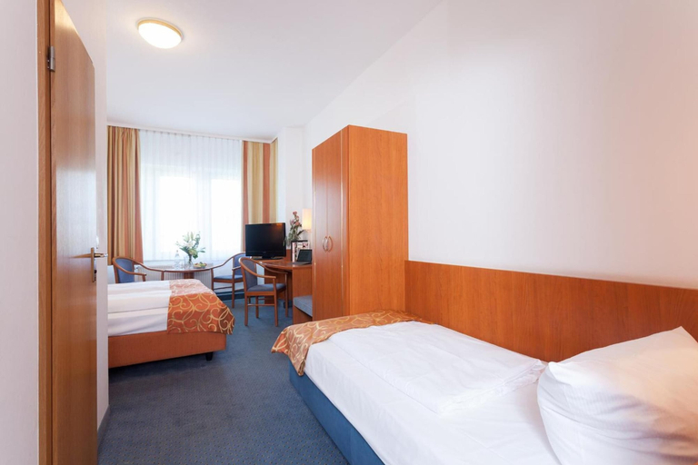 Bedroom 3, TRIP INN Hotel Schumann, Düsseldorf
