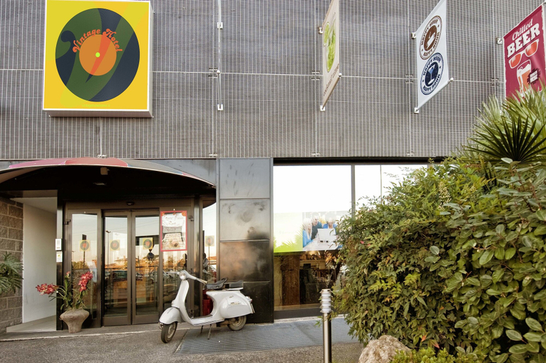 Exterior & Views 2, ibis Styles Roma Vintage, Rome