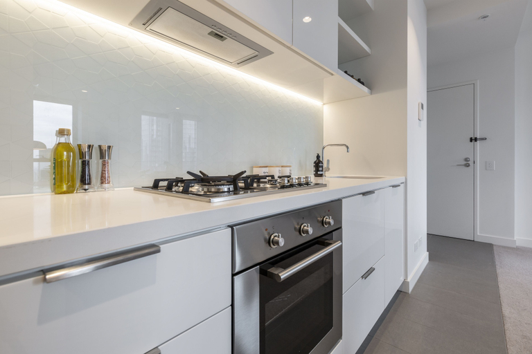 Others 4, Trendy Melbourne 2 Bedroom Apartment by BnB Pro, Melbourne