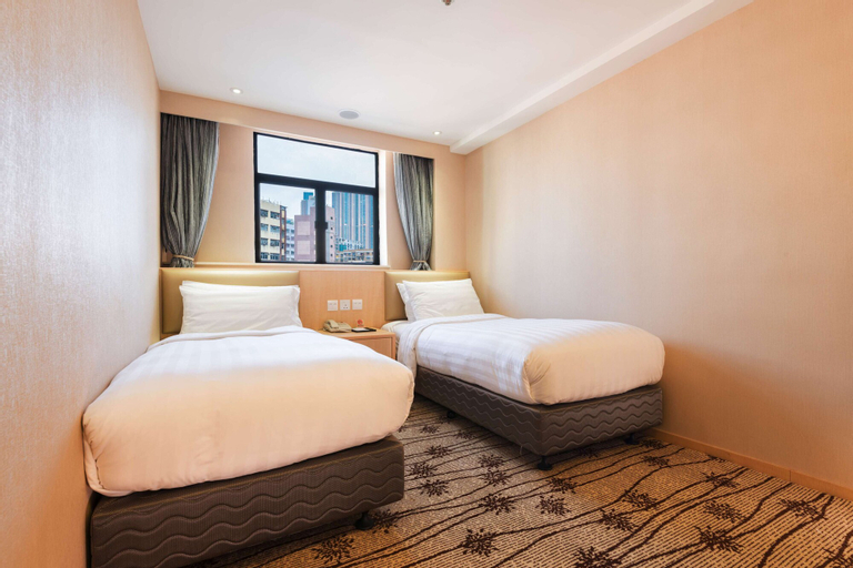 Bedroom 16