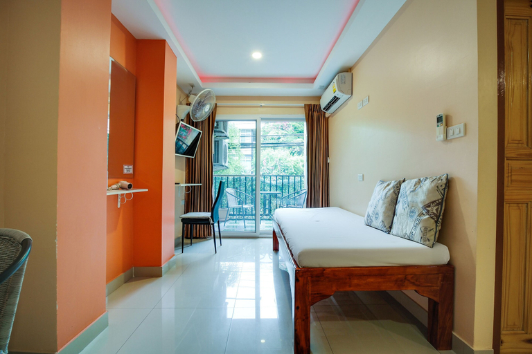 Bedroom 3, Phratamnak Hill Guest House, Pattaya