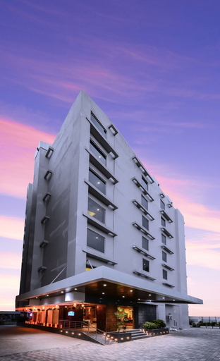 Exterior & Views 2, Howard Johnson by Wyndham Kolkata, North 24 Parganas
