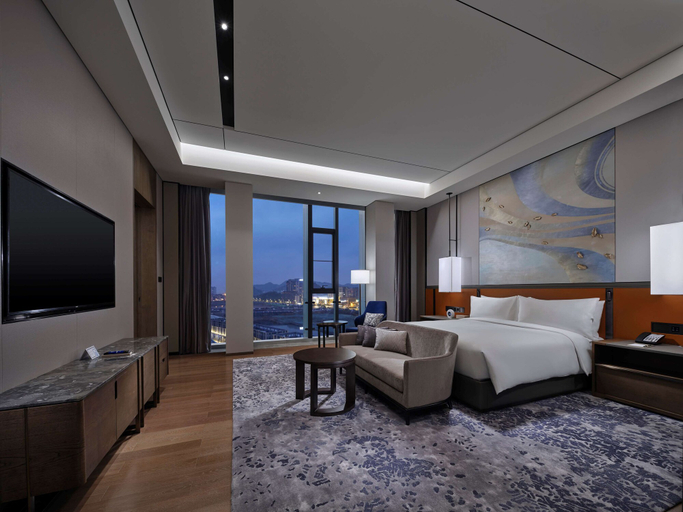 Bedroom 3, Hilton Guiyang, Guiyang