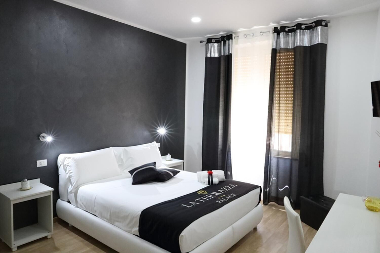 Bedroom 4, La Terrazza Palace, Palermo