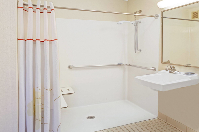 Bathroom 4, MainStay Suites Northbrook Wheeling, Cook