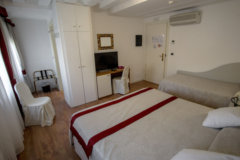 Bedroom 3, Hotel Antigo Trovatore, Venezia
