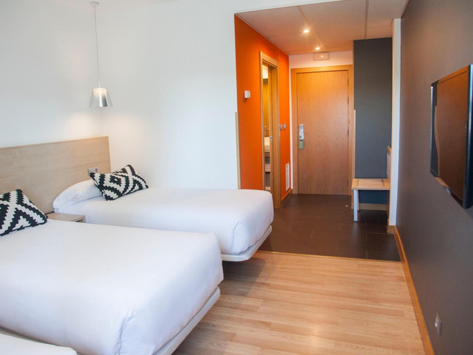 Bedroom 3, Hotel Cadosa, Soria