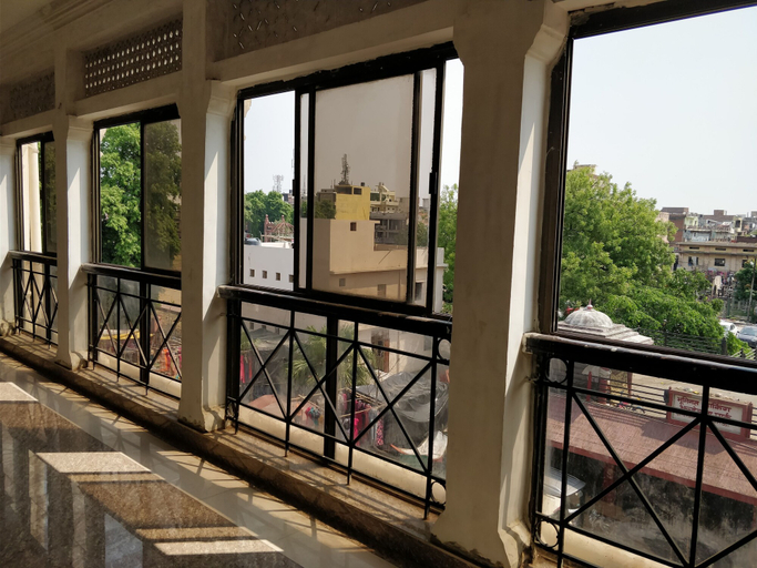 Others 5, Central Hotel, Lucknow