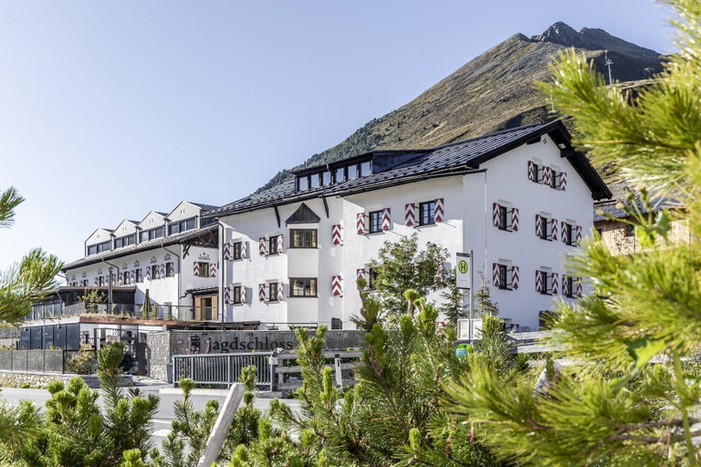 Exterior & Views 2, Hotel Jagdschloss Resort, Imst
