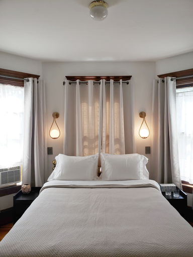 Bedroom 3, Shadowcrest, Delaware