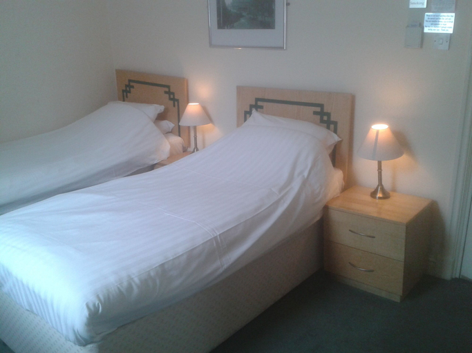 Bedroom 2, The Hanover Hotel, Sefton