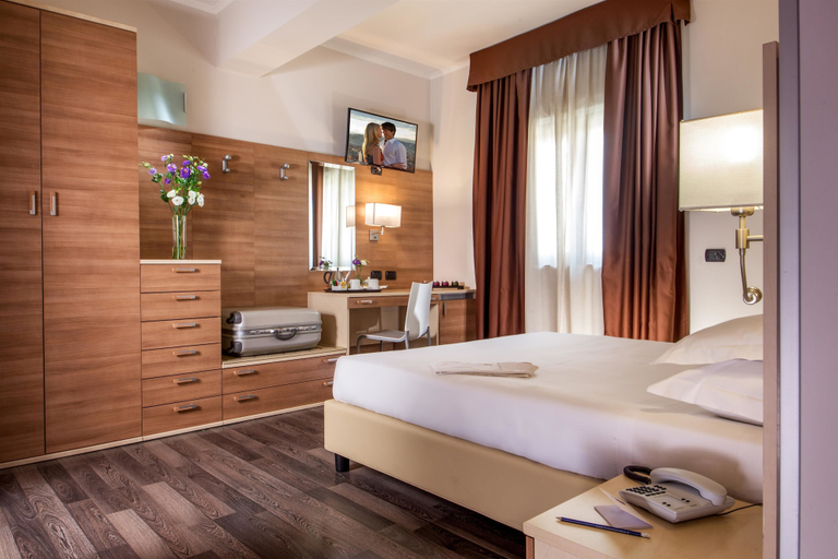 Bedroom 2, Hotel Domidea, Rome