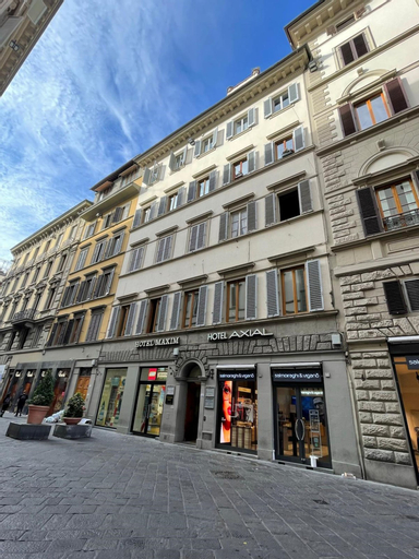 Maxim Axial, Florence