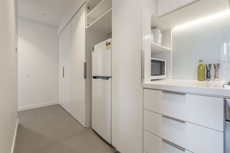 Others 5, Trendy Melbourne 2 Bedroom Apartment by BnB Pro, Melbourne