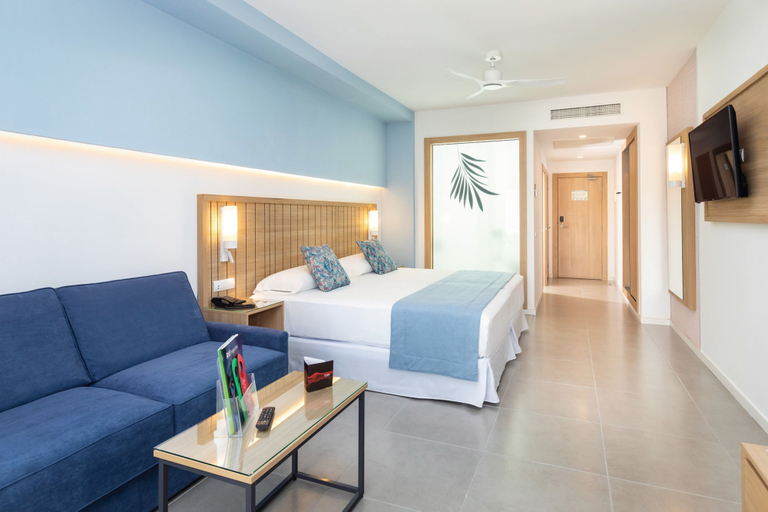 Bedroom 3, Hotel Riu Palace Palmeras - All Inclusive, Las Palmas
