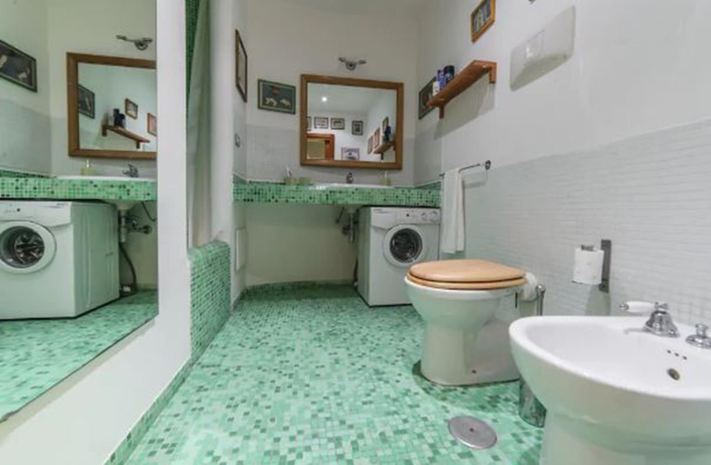 Bathroom 3, Chiaia Best Apartment, Napoli