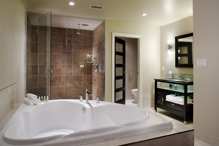 Bedroom 5, Sterling Inn & Spa - an Ontario's Finest Inn, Niagara