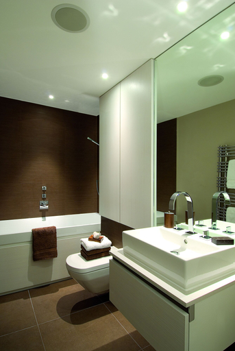 Bathroom, Gunwharf Quays Waterfront, Portsmouth