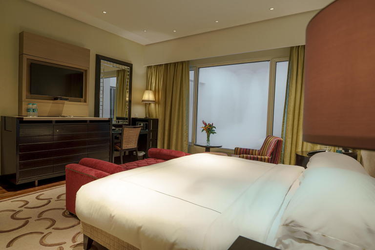 Bedroom 4, Taj Santacruz, Mumbai Suburban