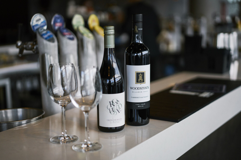 Food & Drinks 18