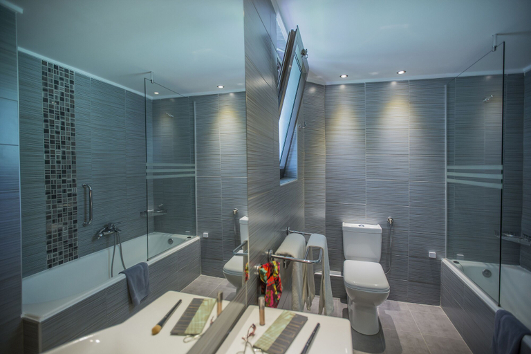 Bathroom 4, Golden Coast Hotel & Bungalows - All Inclusive, Attica